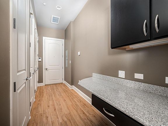 2nd image of 820 N Thompson Ln #836-2K