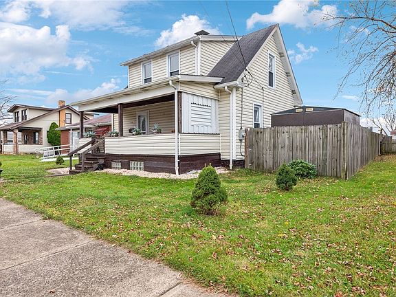 2nd image of 636 Earl Ave