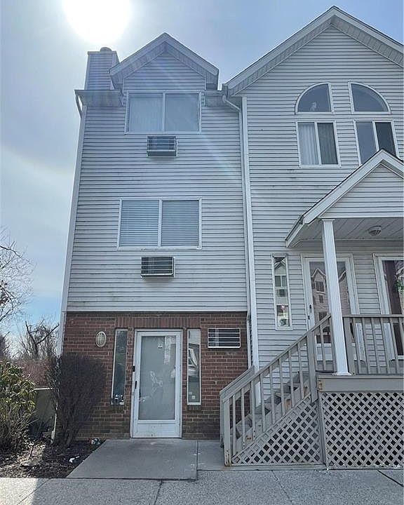 1st image of 925 Oronoke Rd Unit 30A