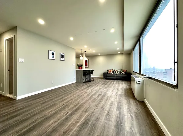 170 Park Row image 8 of 15