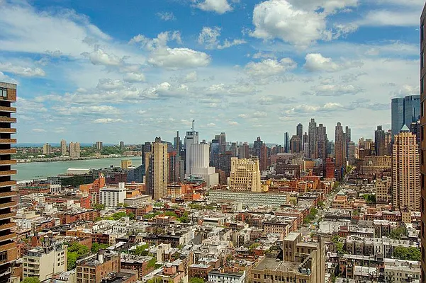 Sold by Worldwide Investments Associates Inc | media 4