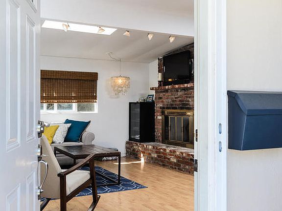 2nd image of 5174 Bellvale Ave