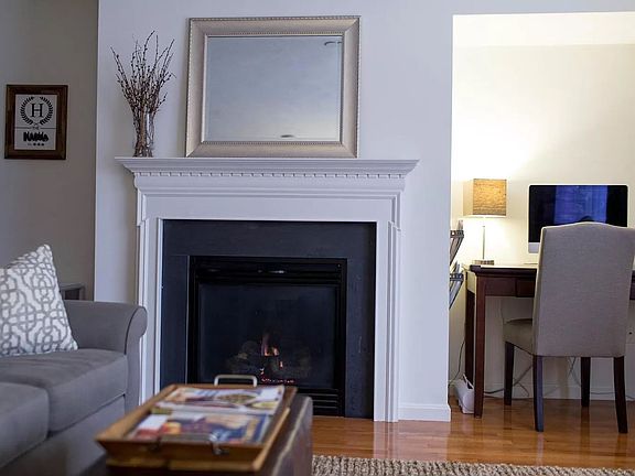 4th image of 22-26 Pomeworth St #26K-15