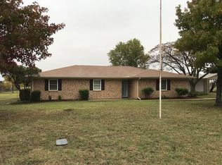 416 Choctaw Estate Cir, Sherman, TX 75092