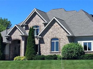 6625 N Smoketree Pass, Appleton, WI 54913