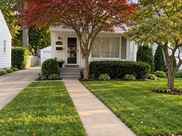23235 Ithaca Ave, Oak Park, MI 48237
