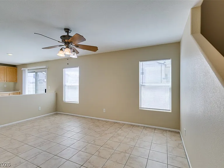 1170 Orange Meadow St — Photo 4