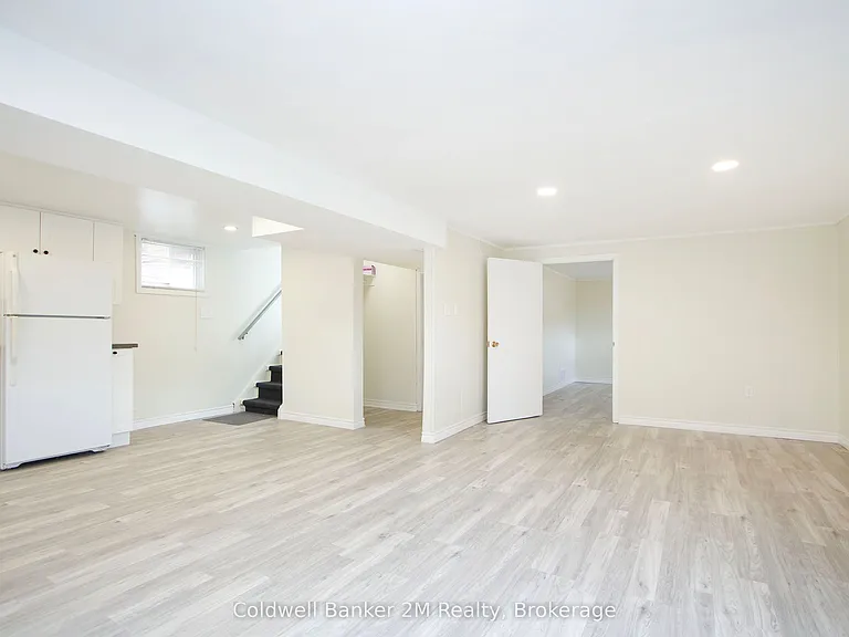 297 Admiral Rd — Photo 8