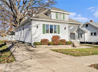 996 Ireland Ave, Muskegon, MI 49441