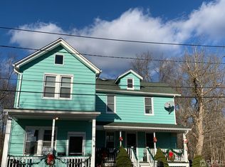 302 John St, Middlesex, NJ 08846