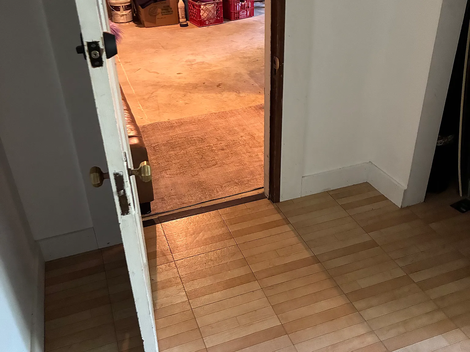 Studio, 350 sqft, $800 — Photo 2