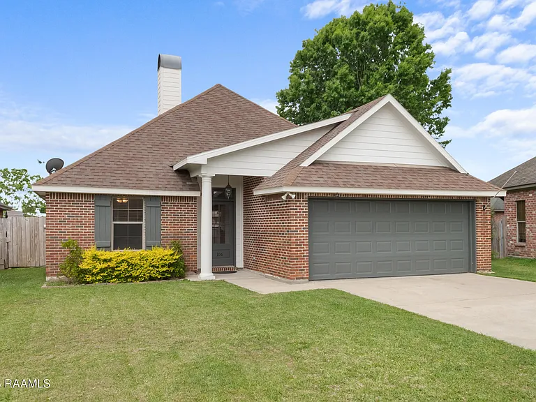 106 Country Mile Dr — Photo 2