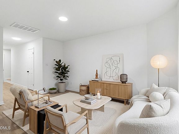 3rd image of 4316 Haverty Dr