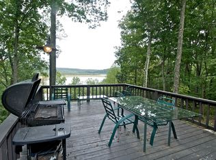 8049 Axsom Branch Rd, Nashville, IN 47448