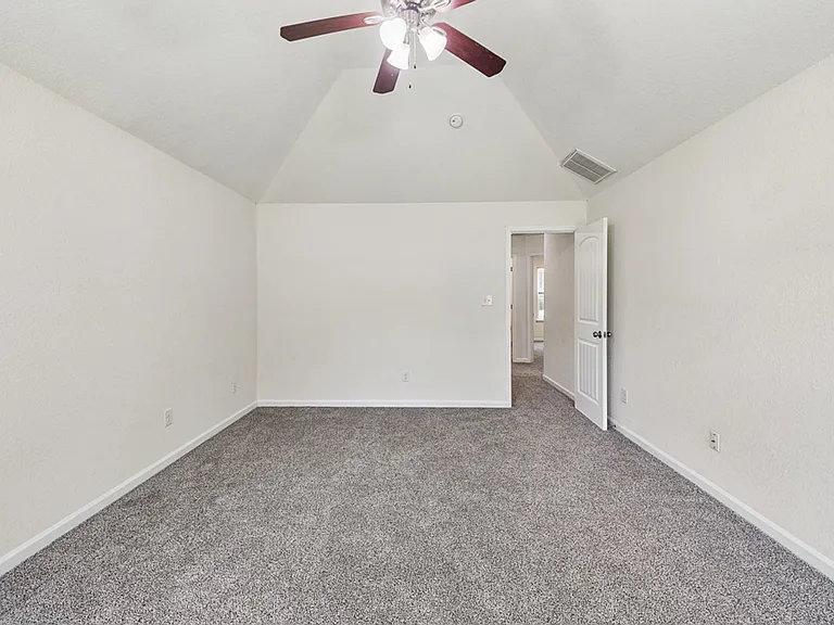 5003 Clifton St — Photo 27
