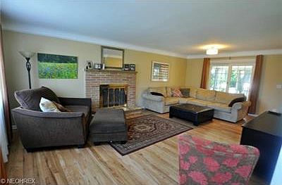 3rd image of 22324 Sharon Ln