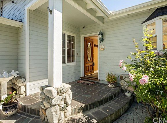 2nd image of 2527 Brian Ave