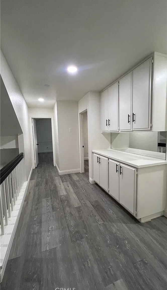 4 bed, 1994 sqft, $3,400 — Photo 3