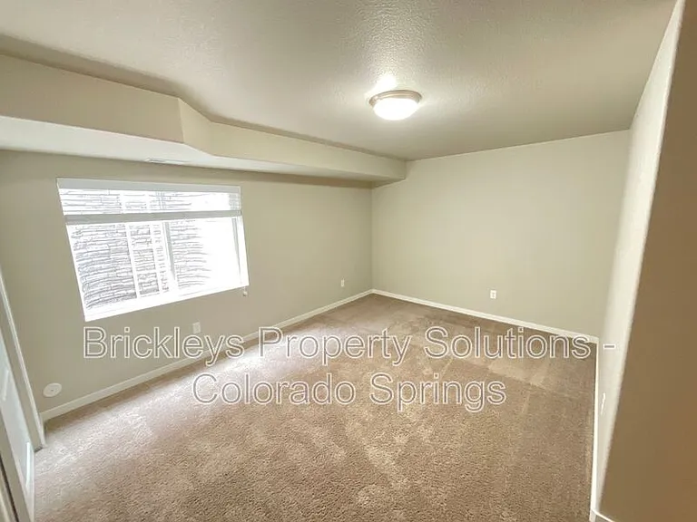 3210 Red Cavern Rd — Photo 32
