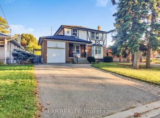22 Chestnut Ave, Brampton, ON L6X 2A5