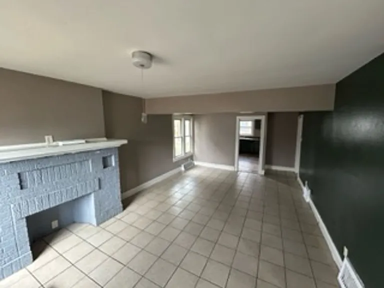 4884-4886 N 18th St. (Duplex) — Photo 7