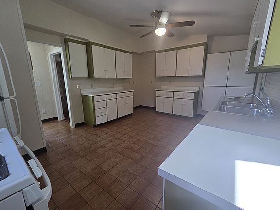 4th image of 331 Campfield Ave