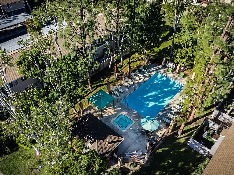 Serrano Highlands — Photo 20