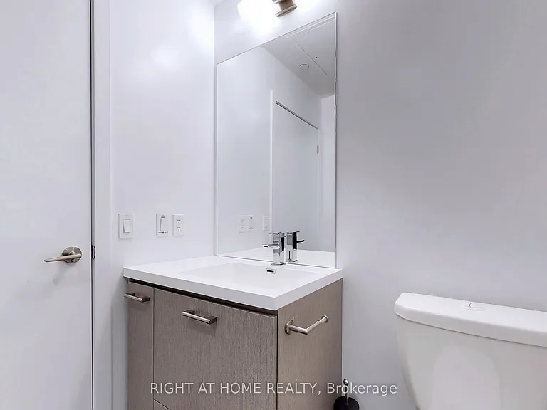 87 Peter St #3505 — Photo 11