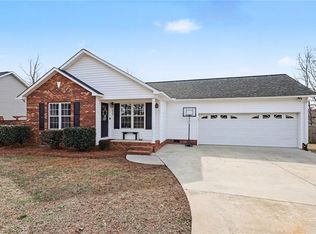 323 Jarrett Rd, Thomasville, NC 27360