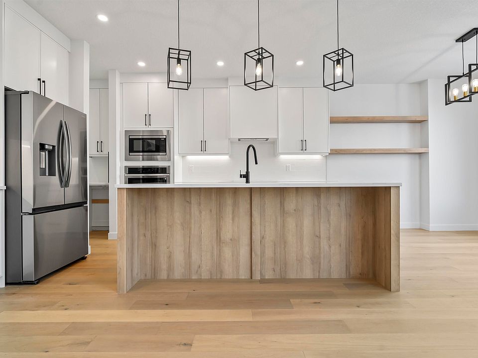 1st image of 22526 98a Ave NW