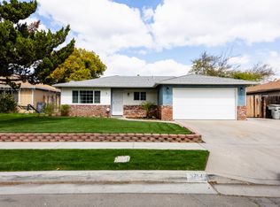 3294 W Ashcroft Ave, Fresno, CA 93722