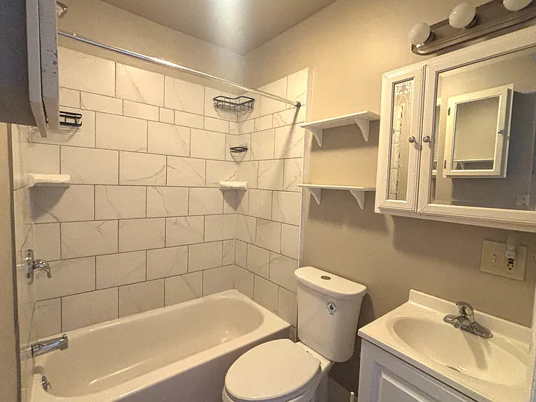 234 W James St #1 — Photo 10