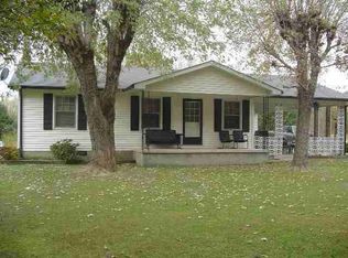 25 Old Mine Rd, Spencer, TN 38585