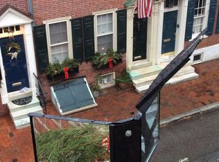 500 Delancey St, Philadelphia, PA 19106