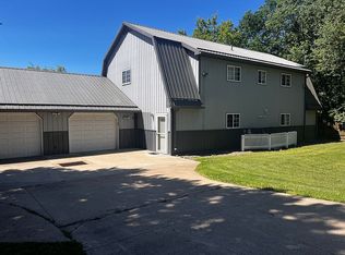 221 W 2nd St, Streator, IL 61364