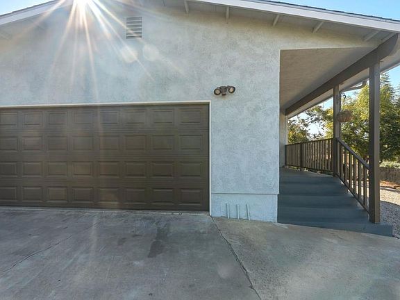 4th image of 1736 San Pasqual Valley Rd