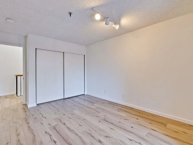 49 Showers Dr #F436 — Photo 35