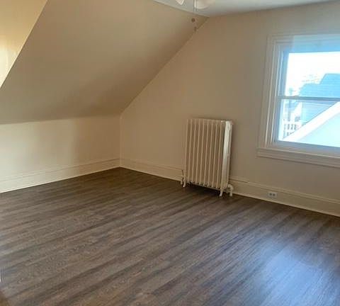 Large eat-in kitchen