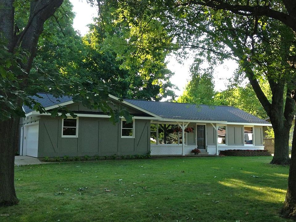 1st image of 15421 160th Ave