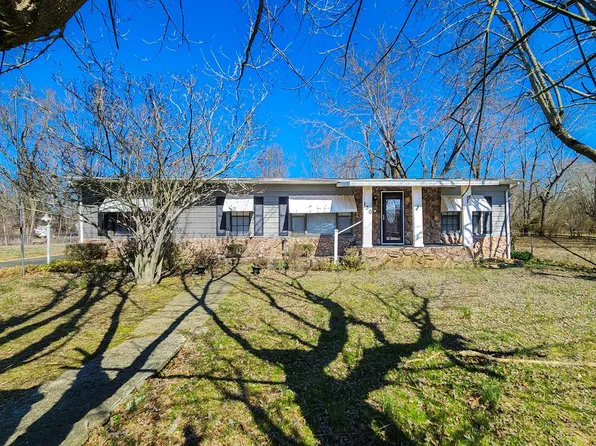 130 Victory St, Mortons Gap, KY 42440