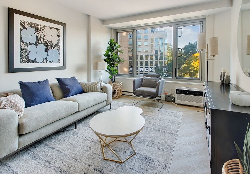 1st image of 1309 5th Ave APT 9B