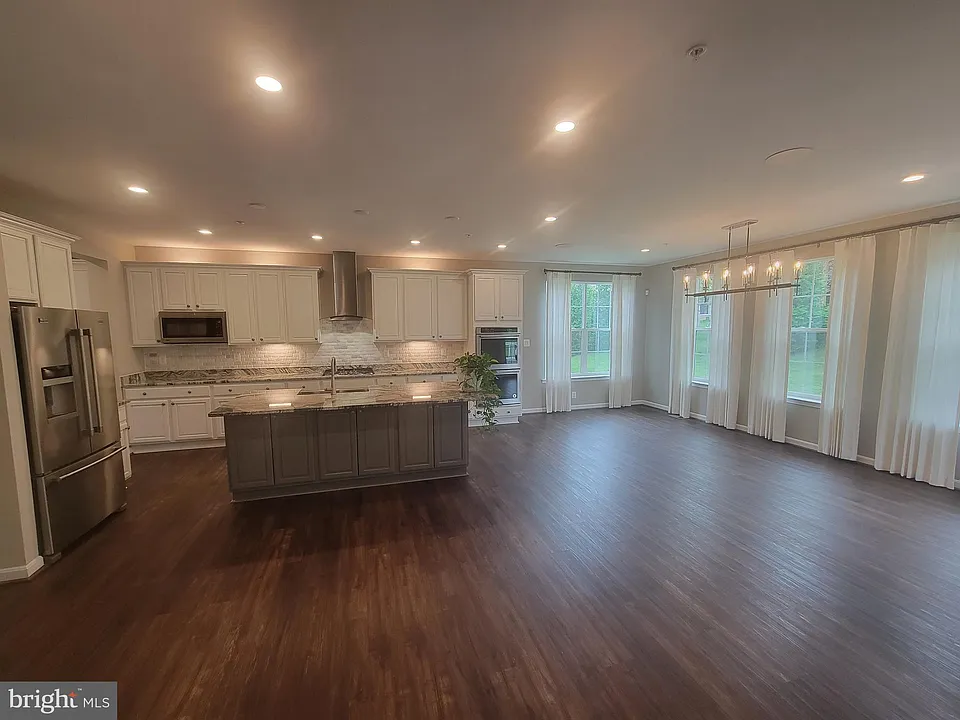 16622 Tortola Dr
