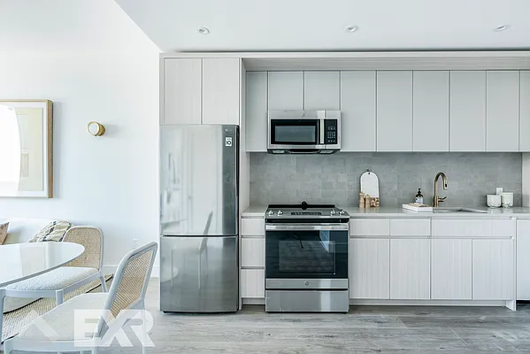 Rented by EXR | media 26