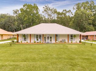 11070 Buxton Rd, Saint Amant, LA 70774