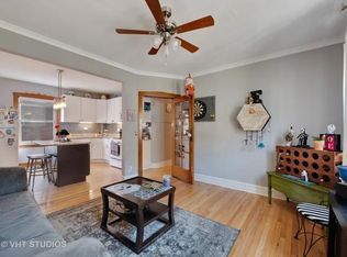 3726 W Cornelia Ave APT 2F, Chicago, IL 60618