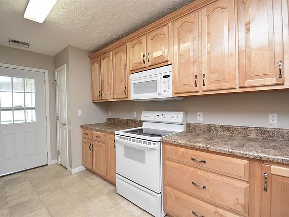 5th image of 364 Gandervalley Ln