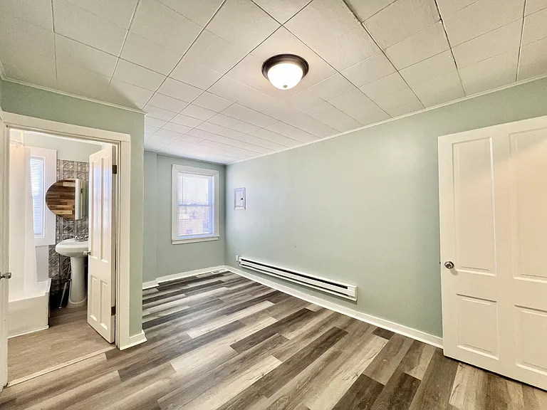 15 Swift St #B — Photo 8
