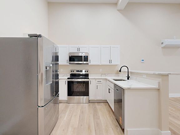 2nd image of 80 Lake St #203