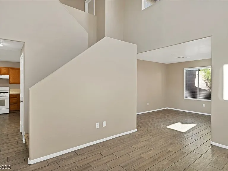 7429 Granada Willows St — Photo 4