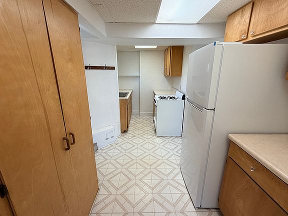 3rd image of 648 Birch Dr #A